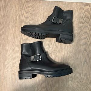 Women’s Crown Vintage Gynny Moto Boots Size 7